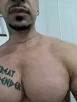 Snapshot of badbrown chatting on January 2025 04:23:02 AM badbrown online show from January 2025 04:23:02 AM