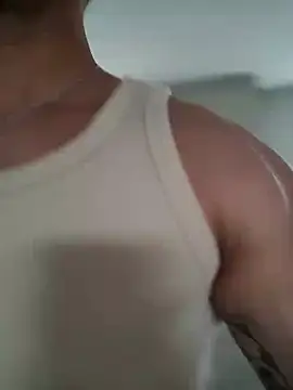 Snapshot of badbrown chatting on January 2025 09:22:01 PM badbrown online show from January 2025 09:22:01 PM