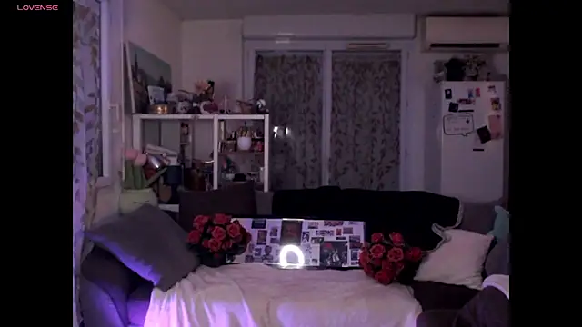 Snapshot of AdorahB3ll3 chatting on January 2026 08:01:02 PM AdorahB3ll3 online show from January 2026 08:01:02 PM