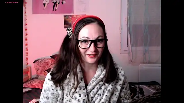 Snapshot of AdorahB3ll3 chatting on April 2026 07:03:02 PM AdorahB3ll3 online show from April 2026 07:03:02 PM
