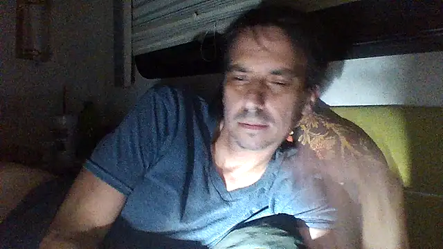 Snapshot of OnYourMarkGetSetGo chatting on October 2025 02:44:01 AM OnYourMarkGetSetGo online show from October 2025 02:44:01 AM