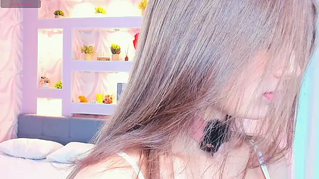 FloraDobb online show from October 2025 07:05:02 AM