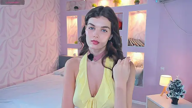 FloraDobb online show from February 2026 07:12:02 AM