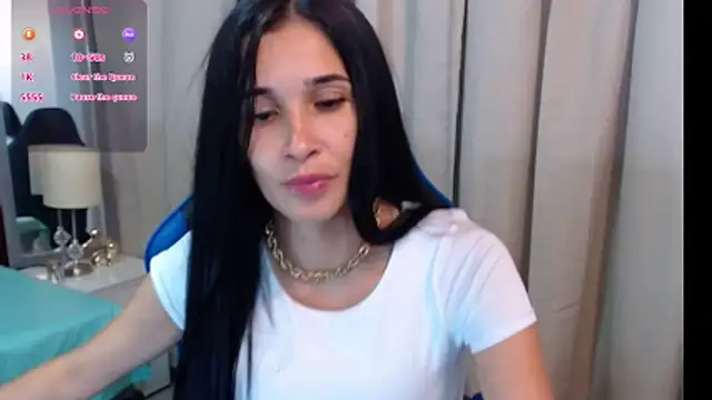 Snapshot of victoria_adams07 chatting on April 2026 07:52:01 PM victoria adams07 online show from April 2026 07:52:01 PM