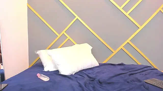 Snapshot of Alaia_Colins chatting on February 2025 06:54:01 AM Alaia Colins online show from February 2025 06:54:01 AM