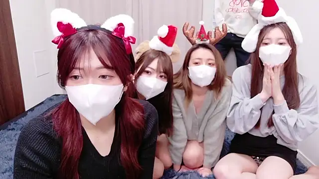 NA-KAREN-V8 online show from December 2025 01:17:01 PM