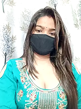Snapshot of Simran-001 chatting on July 2026 12:42:02 PM Simran-001 online show from July 2026 12:42:02 PM