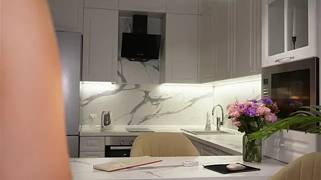 Sofa 01 online show from November 2025 01:11:01 PM