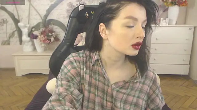 BritneyBarker online show from March 2026 04:18:01 AM