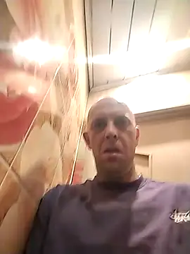 MaxDevilWhite online show from November 2025 10:30:01 PM