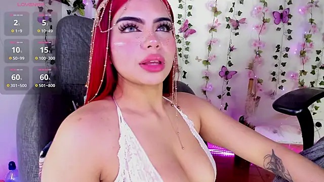 Snapshot of saray__jones chatting on May 2026 05:29:01 PM saray jones online show from May 2026 05:29:01 PM