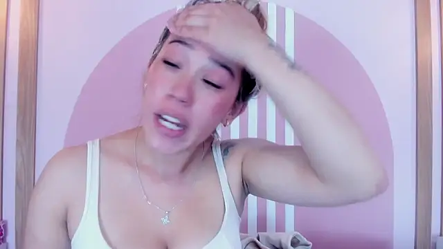 Lannajansen online show from March 2026 02:01:01 PM