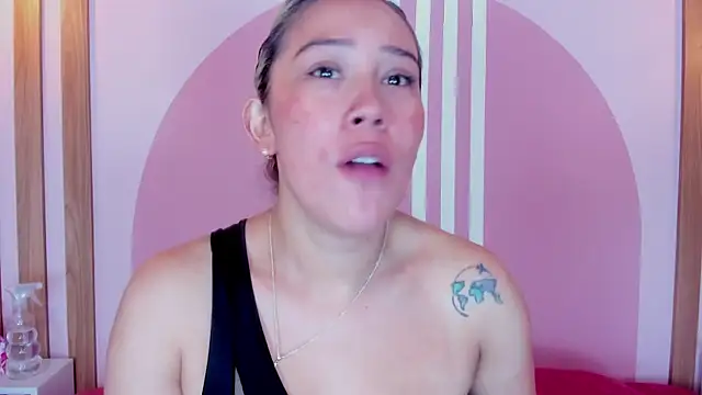 Lannajansen online show from March 2026 02:42:02 PM