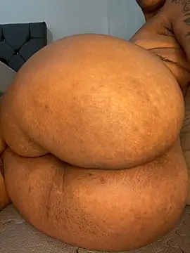 Charlotte bronxxx online show from November 2025 05:34:02 PM