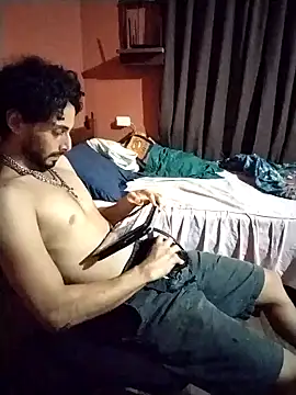 Nooneisthis online show from January 2025 06:24:02 AM