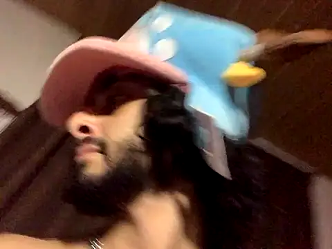 Nooneisthis online show from October 2025 06:28:02 AM