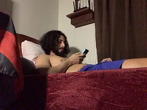 Nooneisthis online show from December 2025 06:44:01 AM