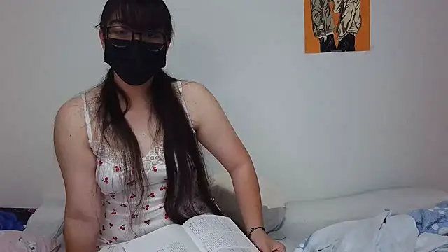 Snapshot of Sisi_cute chatting on September 2025 09:29:02 PM Sisi cute online show from September 2025 09:29:02 PM