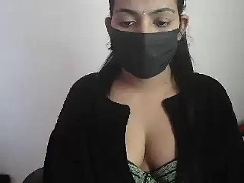 Snapshot of Reddy_Trisha chatting on February 2025 11:51:02 AM Reddy Trisha online show from February 2025 11:51:02 AM