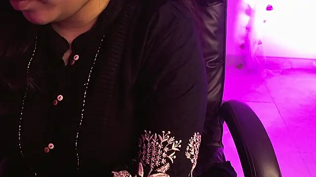 Gagankaur online show from November 2025 02:12:01 AM