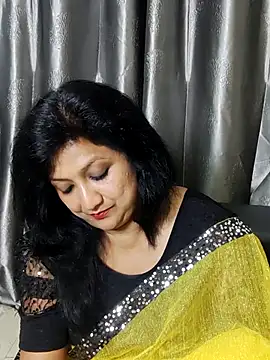Snapshot of horny_lizia chatting on May 2026 03:29:01 PM horny lizia online show from May 2026 03:29:01 PM