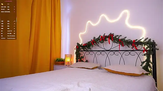 VeronaCritchlow online show from February 2026 07:06:02 AM