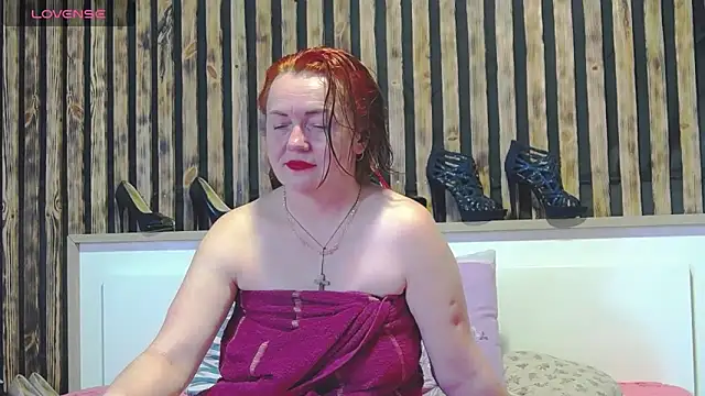 Snapshot of Alis_Lovi chatting on April 2026 10:40:01 PM Alis Lovi online show from April 2026 10:40:01 PM