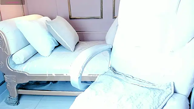 ZoeySnow online show from November 2025 12:19:02 PM