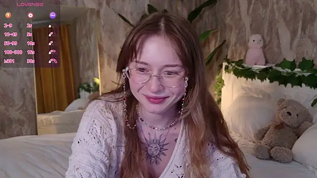 Snapshot of Yo_Pixxie chatting on October 2025 09:08:01 AM Yo Pixxie online show from October 2025 09:08:01 AM