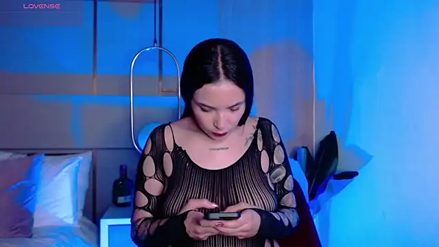 Victoria Collinns online show from October 2025 12:12:02 PM