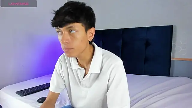 Im Kael online show from January 2025 03:22:02 PM