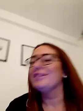 Snapshot of MolliexLexi1 chatting on January 2025 11:56:01 PM MolliexLexi1 online show from January 2025 11:56:01 PM