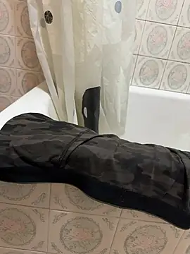 Snapshot of danycorrerse chatting on January 2025 10:23:01 PM danycorrerse online show from January 2025 10:23:01 PM