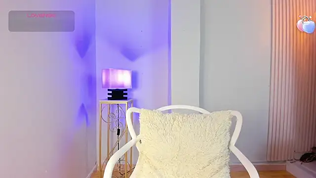 alana rossetti online show from July 2026 07:08:02 PM
