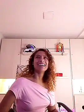 Zoedaniels online show from February 2025 11:26:02 PM