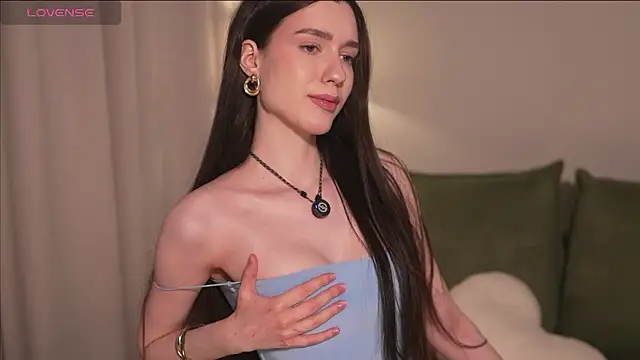 Snapshot of justbarbiee chatting on February 2026 07:31:01 PM justbarbiee online show from February 2026 07:31:01 PM