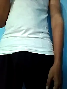 Snapshot of randit7 chatting on March 2025 03:29:02 AM randit7 online show from March 2025 03:29:02 AM