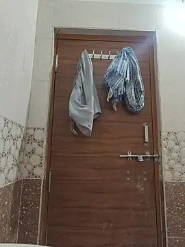 Snapshot of randit7 chatting on March 2026 02:04:01 AM randit7 online show from March 2026 02:04:01 AM