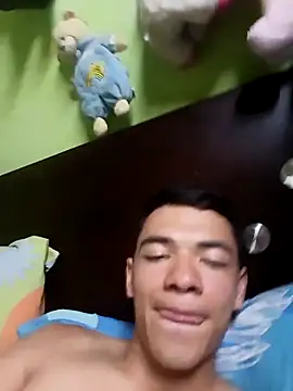 andresiito203 online show from February 2025 06:24:01 AM