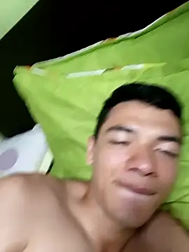 andresiito203 online show from February 2025 05:48:01 AM