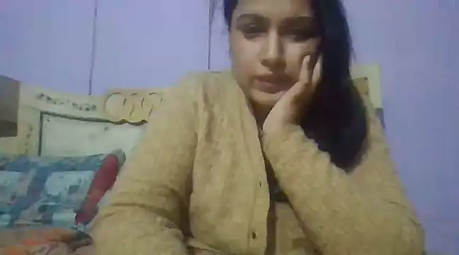 Sophia James online show from January 2025 03:01:01 PM