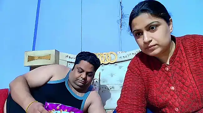 Sophia James online show from February 2025 04:22:01 PM