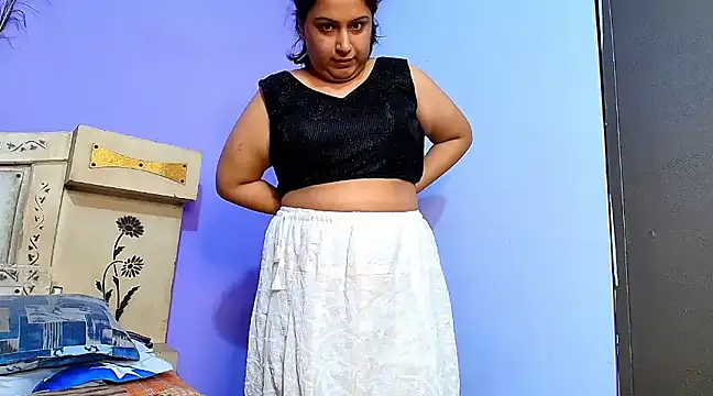 Sophia James online show from February 2025 12:37:02 PM