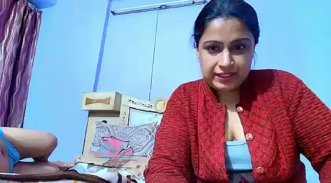 Sophia James online show from March 2025 05:42:02 PM