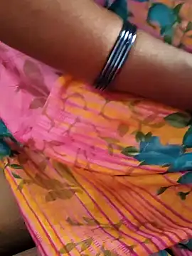 Snapshot of laxmitelugu78 chatting on January 2025 03:54:02 AM laxmitelugu78 online show from January 2025 03:54:02 AM