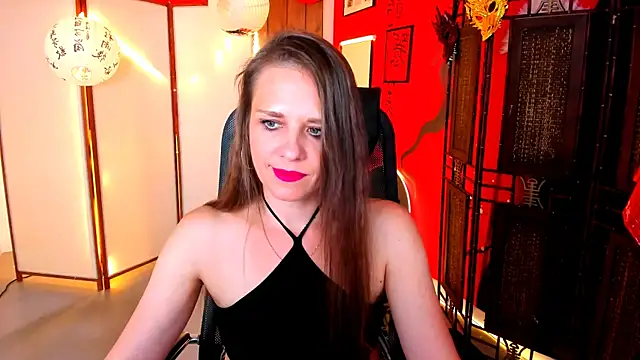 EmiliaBedy online show from May 2026 05:14:02 AM