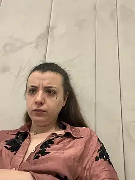 Snapshot of bunnythetailor chatting on May 2026 08:28:01 PM bunnythetailor online show from May 2026 08:28:01 PM