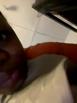 Boneca25 online show from November 2025 05:29:02 AM