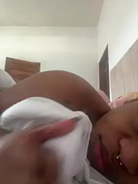 Boneca25 online show from May 2026 06:32:01 AM