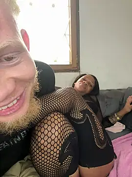 Boneca25 online show from June 2026 12:22:01 PM